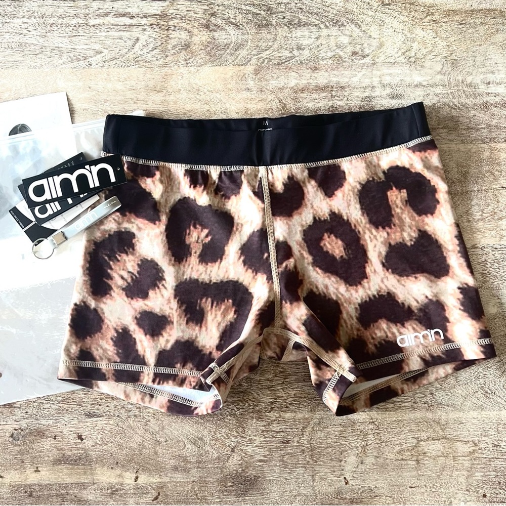 Extremely RARE!! NWOT Aim’n Leopard print gym/yoga shorts!